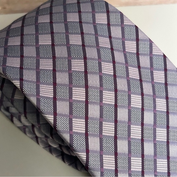 Van Heusen Elegant Purple Checkered 58” Tie - Picture 2 of 3